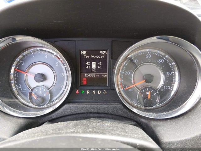 Chrysler Town & Country Touring-l