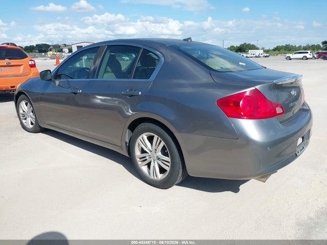INFINITI G37 Journey