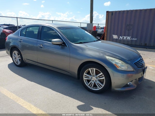INFINITI G37 Journey