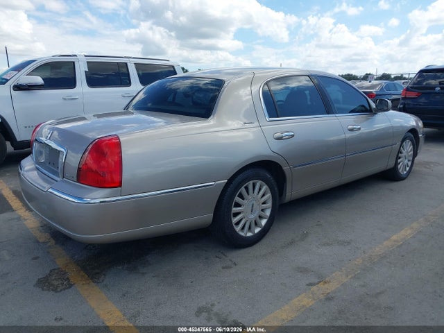 Lincoln Towncar Executive