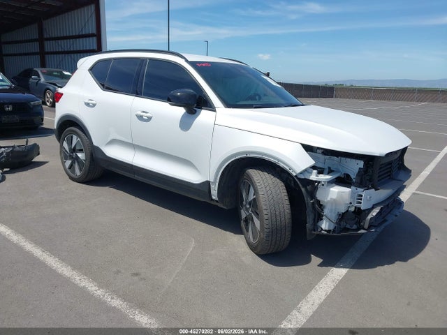 Salvage Volvo Ex40 Image