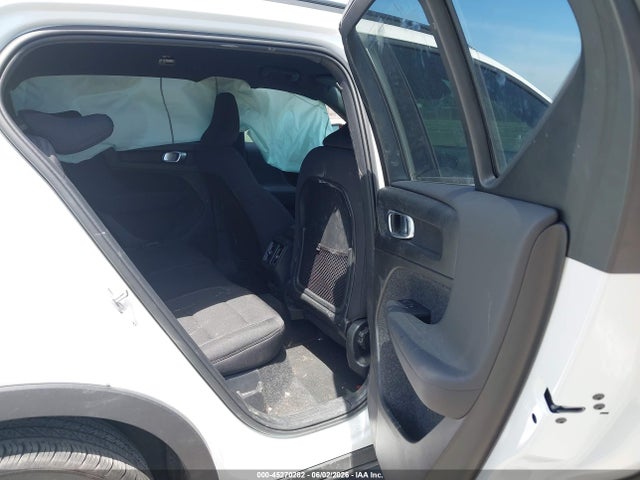 Volvo Ex40 Core, Twin Motor, Fully Electric