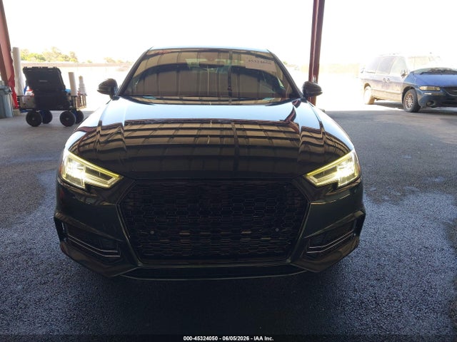 Audi A4 2.0t Premium
