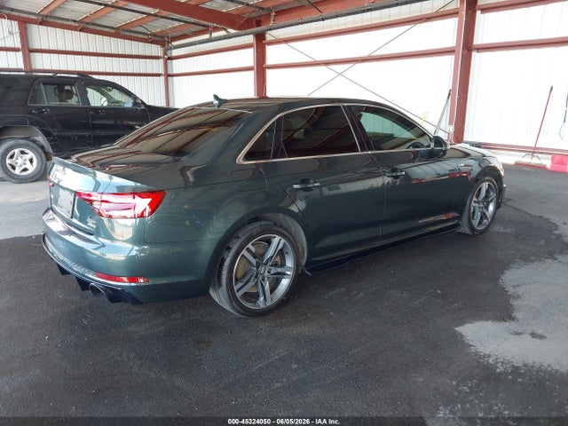 Audi A4 2.0t Premium
