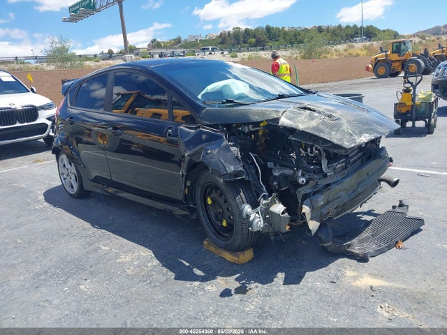 Salvage Ford Fiesta Image