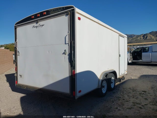 Carson Cargo 2004 Carson 8x