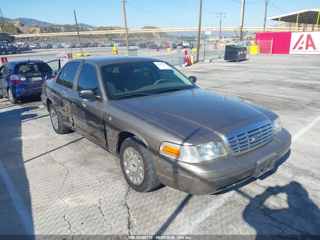 Salvage Ford Crown Victoria Image