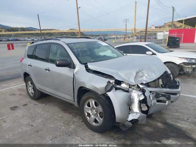 Salvage Toyota RAV4 Image