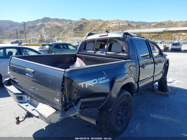 Toyota Tacoma Base V6