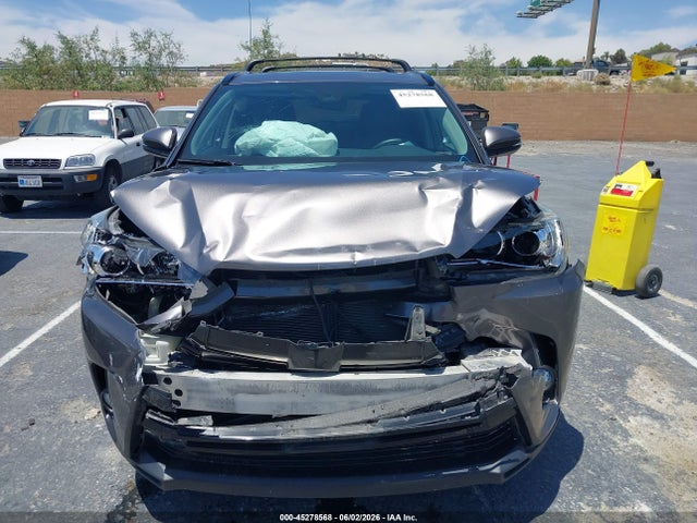 Toyota Highlander Se