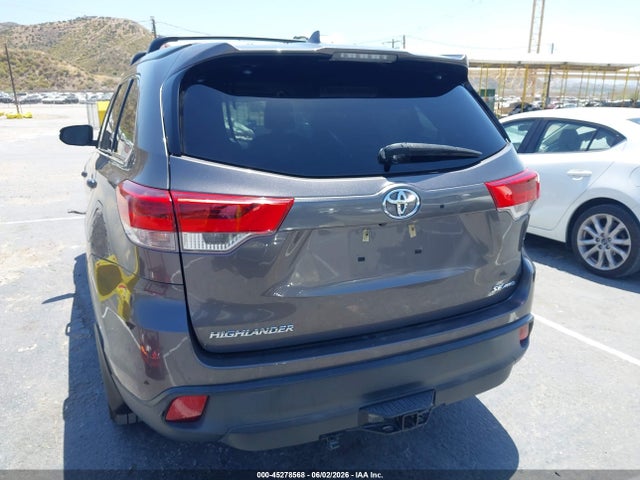 Toyota Highlander Se