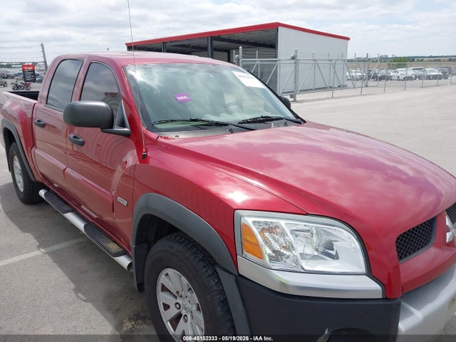 Mitsubishi Raider Duro Cross V6