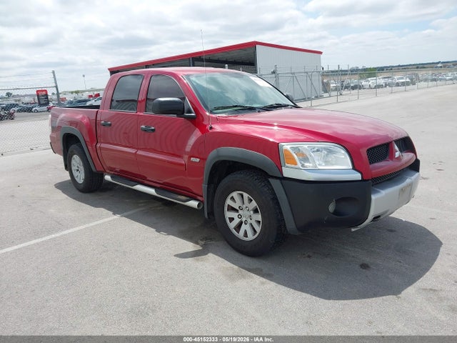 Mitsubishi Raider Duro Cross V6