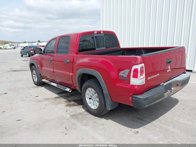 Mitsubishi Raider Duro Cross V6