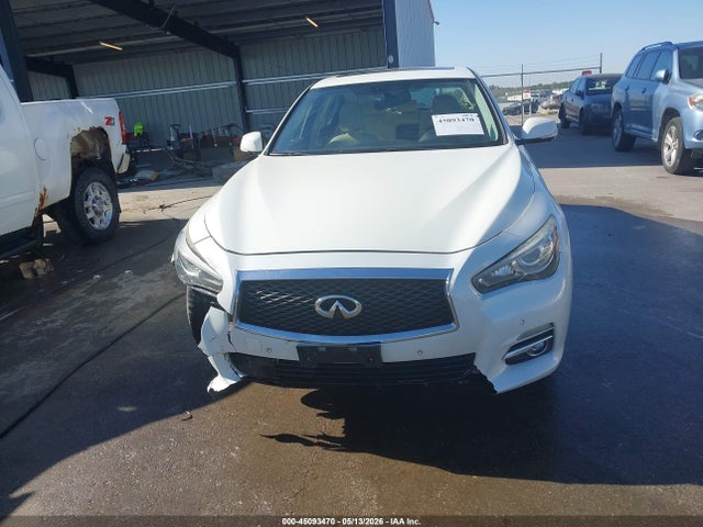 INFINITI Q50 2.0t Premium