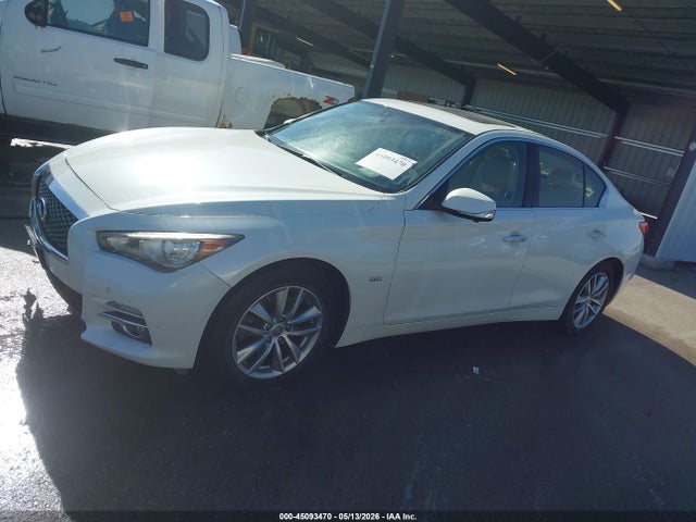 INFINITI Q50 2.0t Premium