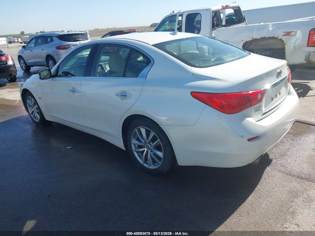 INFINITI Q50 2.0t Premium