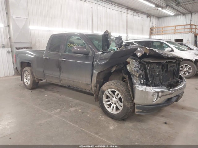 Salvage Chevrolet Silverado 1500 Image