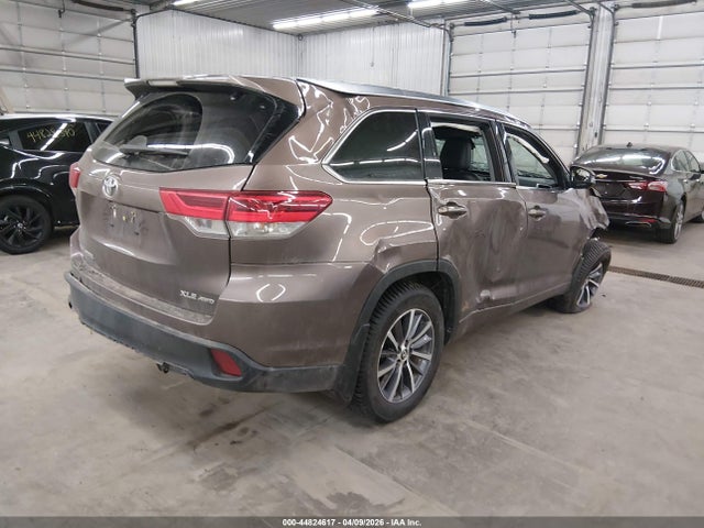 Toyota Highlander Xle