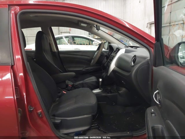 Nissan Versa 1.6 Sv