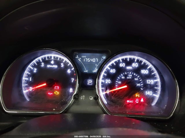 Nissan Versa 1.6 Sv
