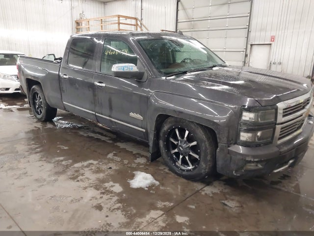 Salvage Chevrolet Silverado 1500 Image
