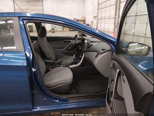 Hyundai ELANTRA Se
