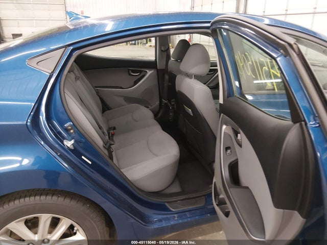Hyundai ELANTRA Se