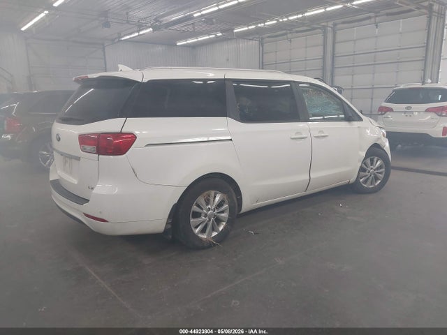 Kia Sedona Lx
