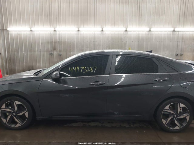 Hyundai ELANTRA Limited