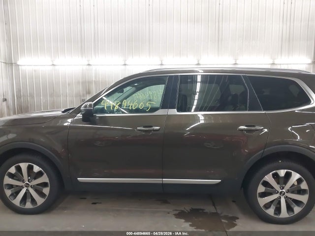 Kia Telluride S