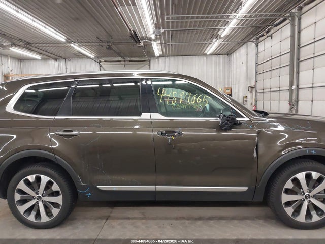 Kia Telluride S