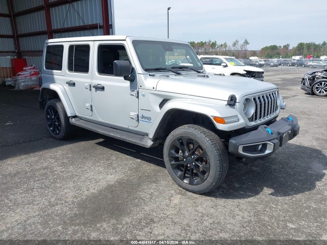 Salvage Jeep Wrangler Image