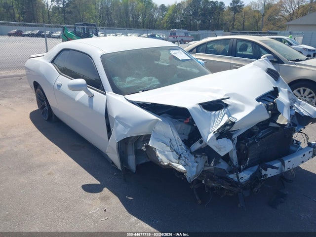 Salvage Dodge Challenger Image