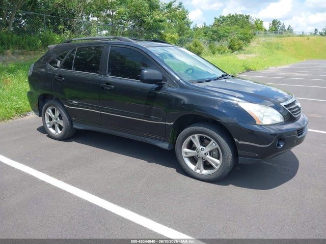Salvage Lexus RX Image