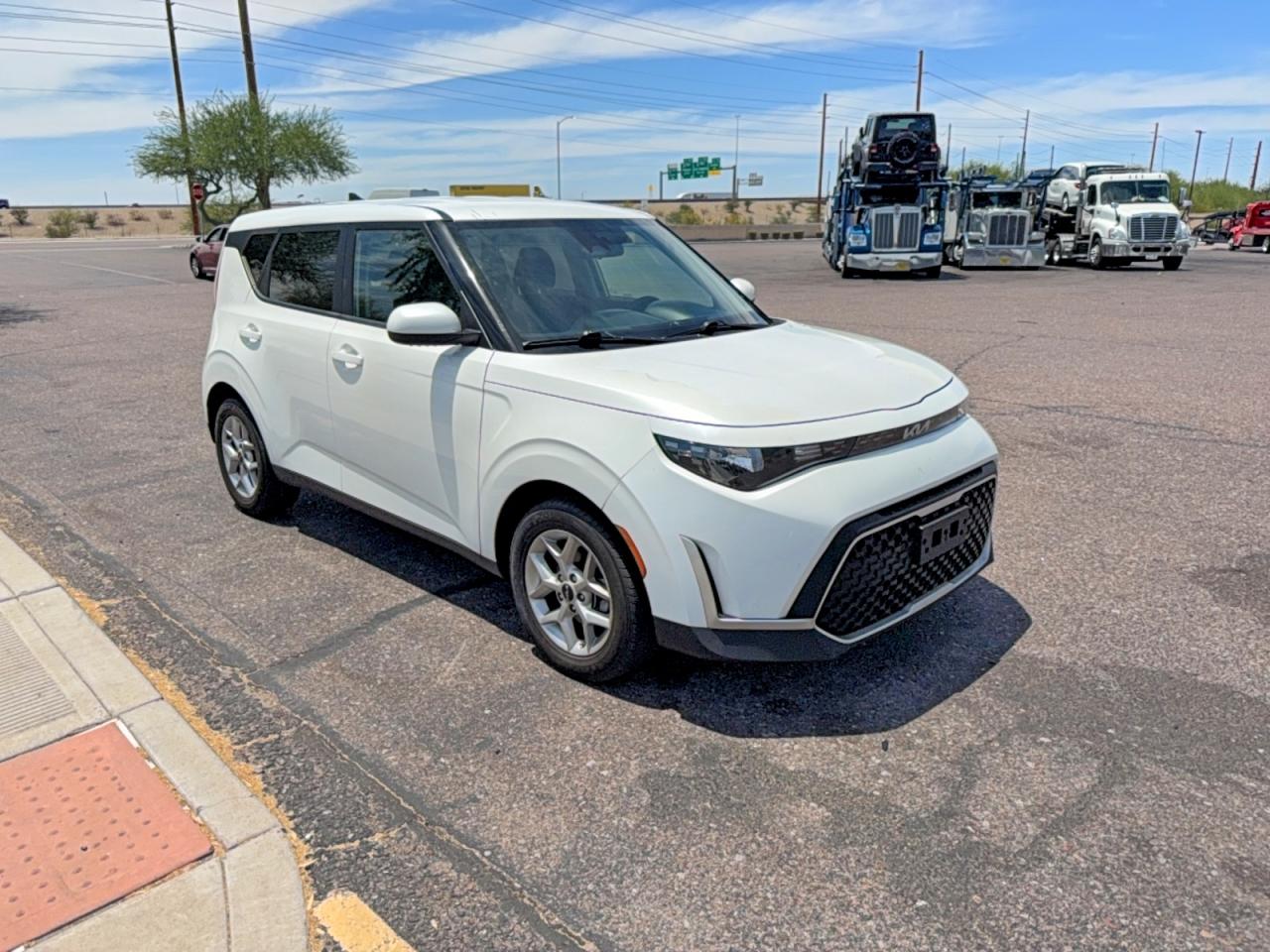 Salvage Kia Soul Image