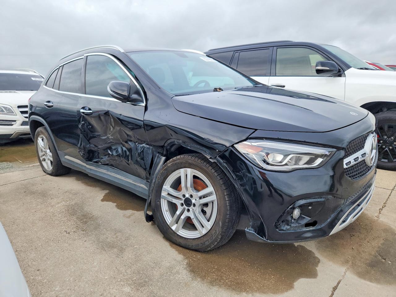 Mercedes-Benz GLA 250