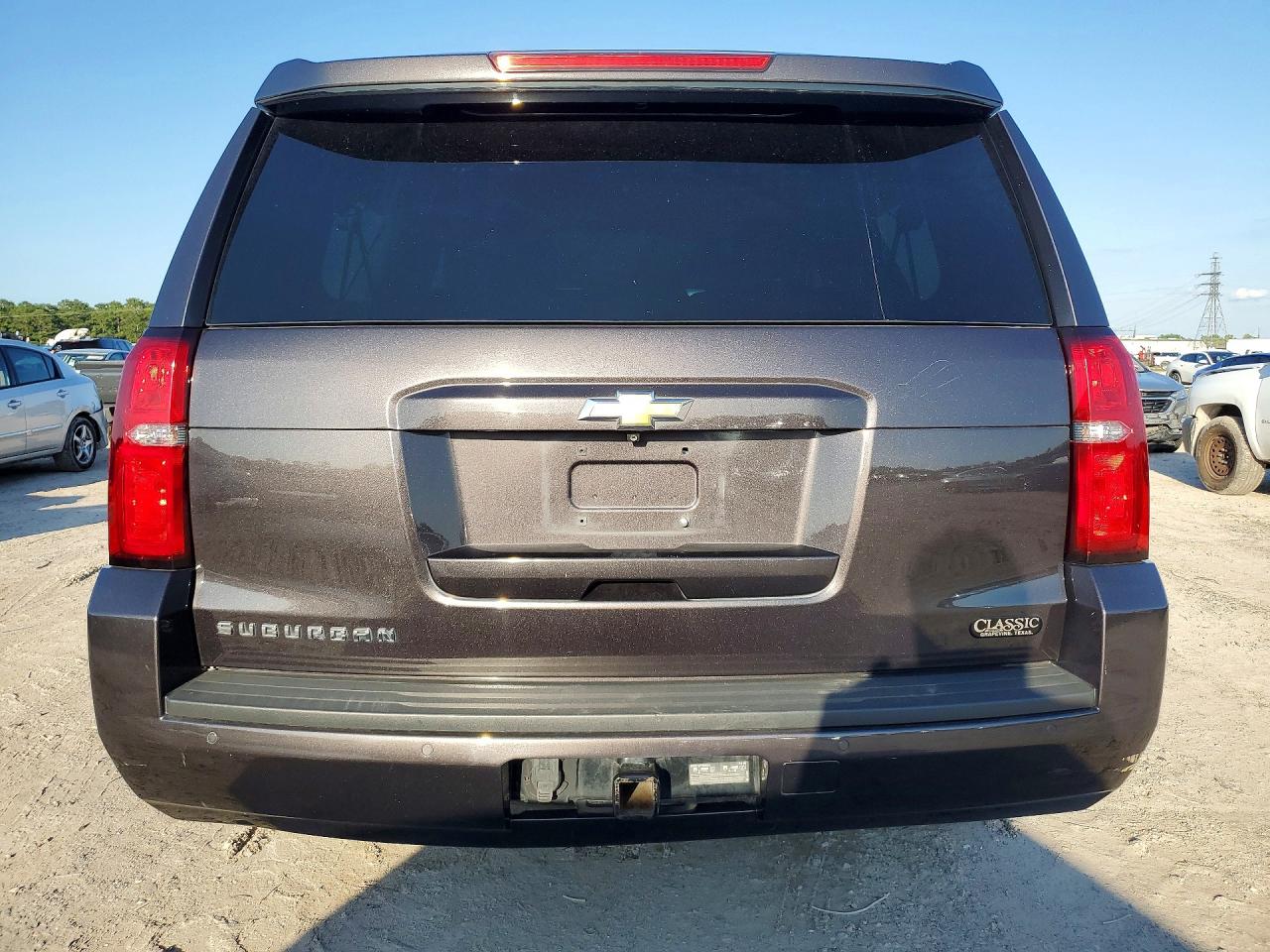 Chevrolet Suburban C1500 Ls