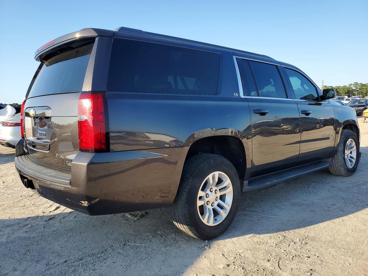 Chevrolet Suburban C1500 Ls