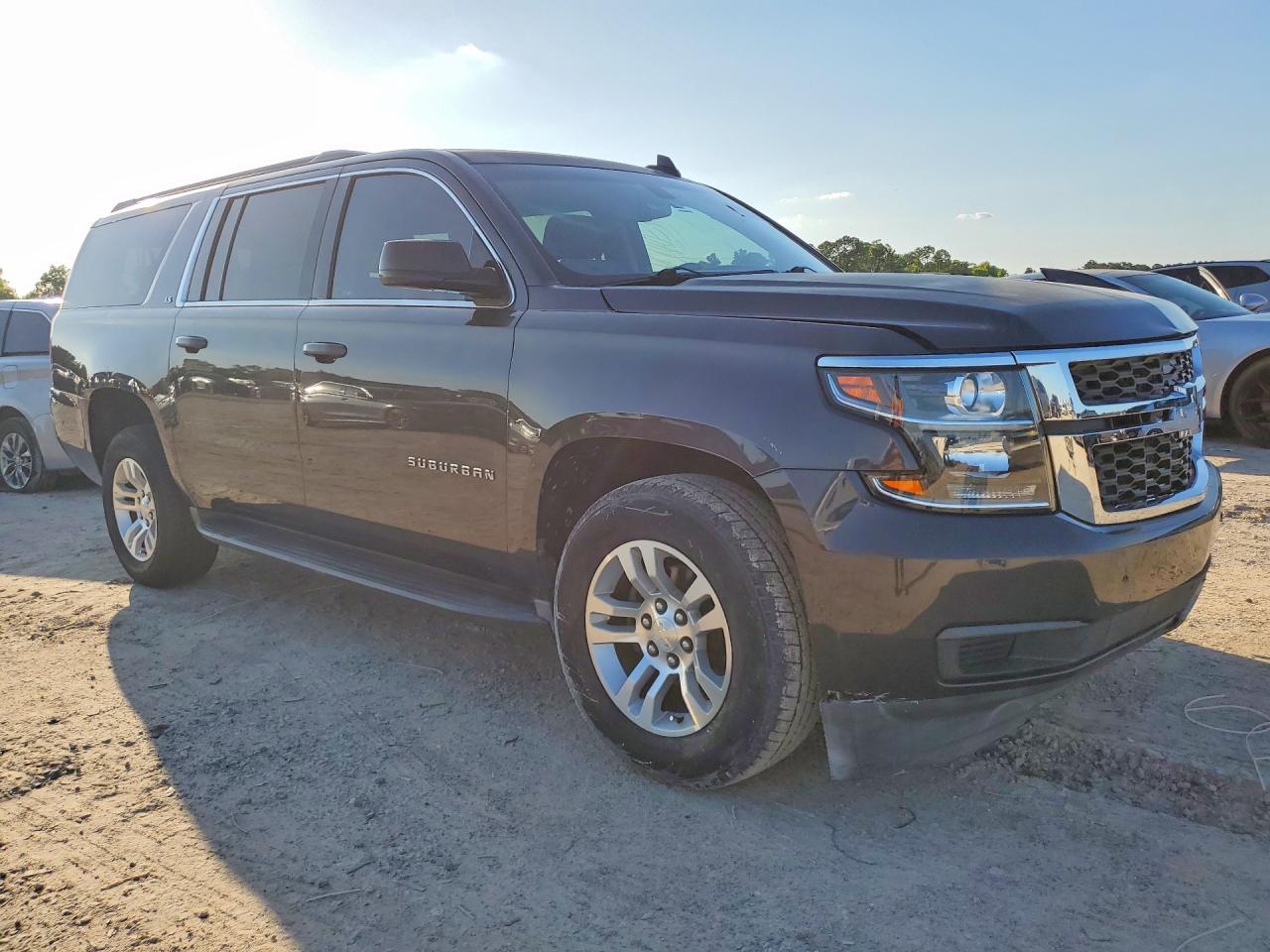 Chevrolet Suburban C1500 Ls