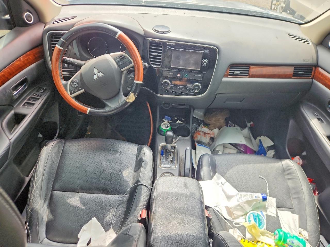 Mitsubishi Outlander Se
