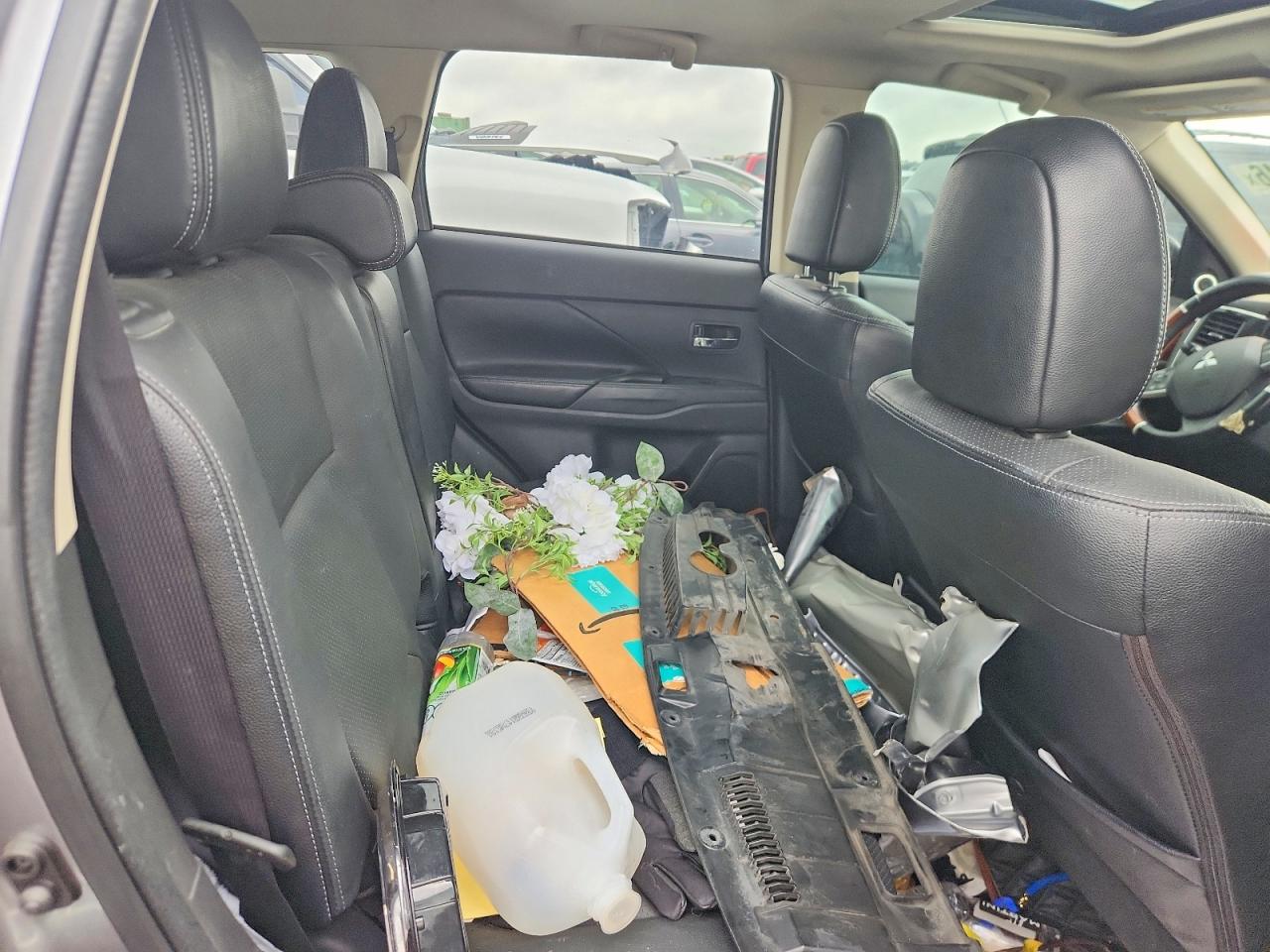Mitsubishi Outlander Se