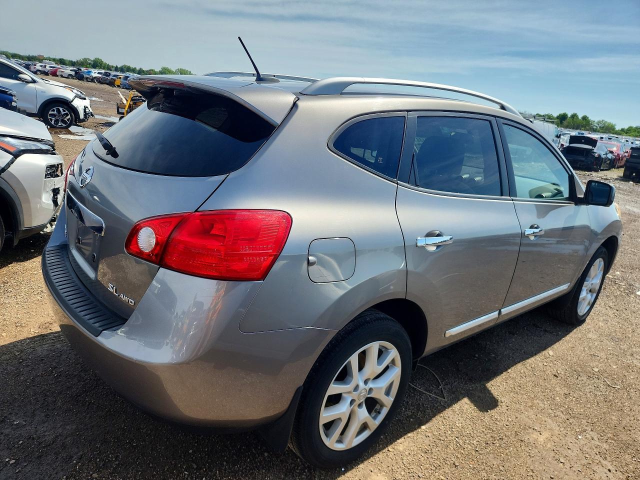 Nissan Rogue S
