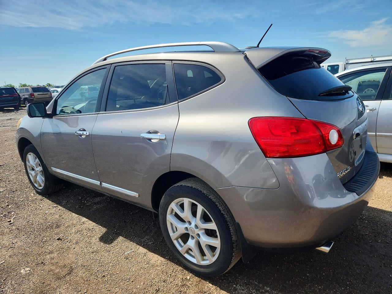 Nissan Rogue S