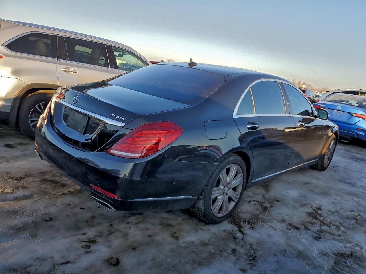 Mercedes-Benz S-Class 550 4matic