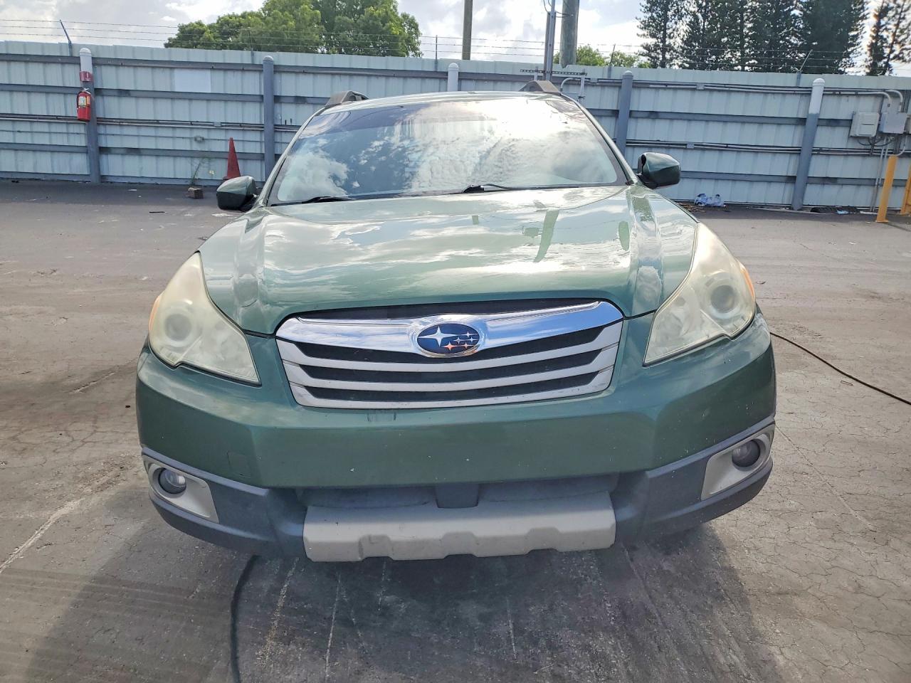 Subaru Outback 2.5i Limited