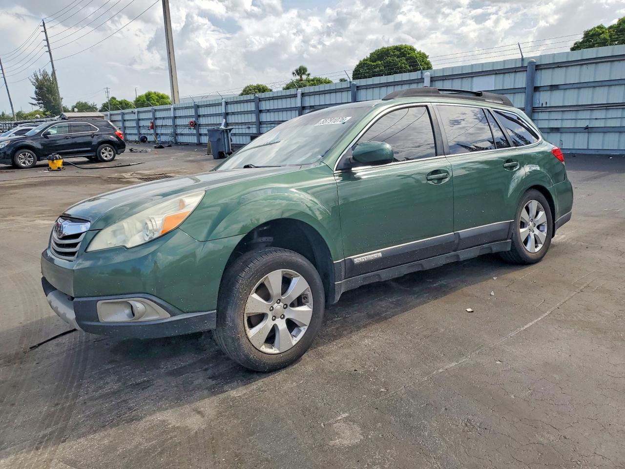 Salvage Subaru Outback Image
