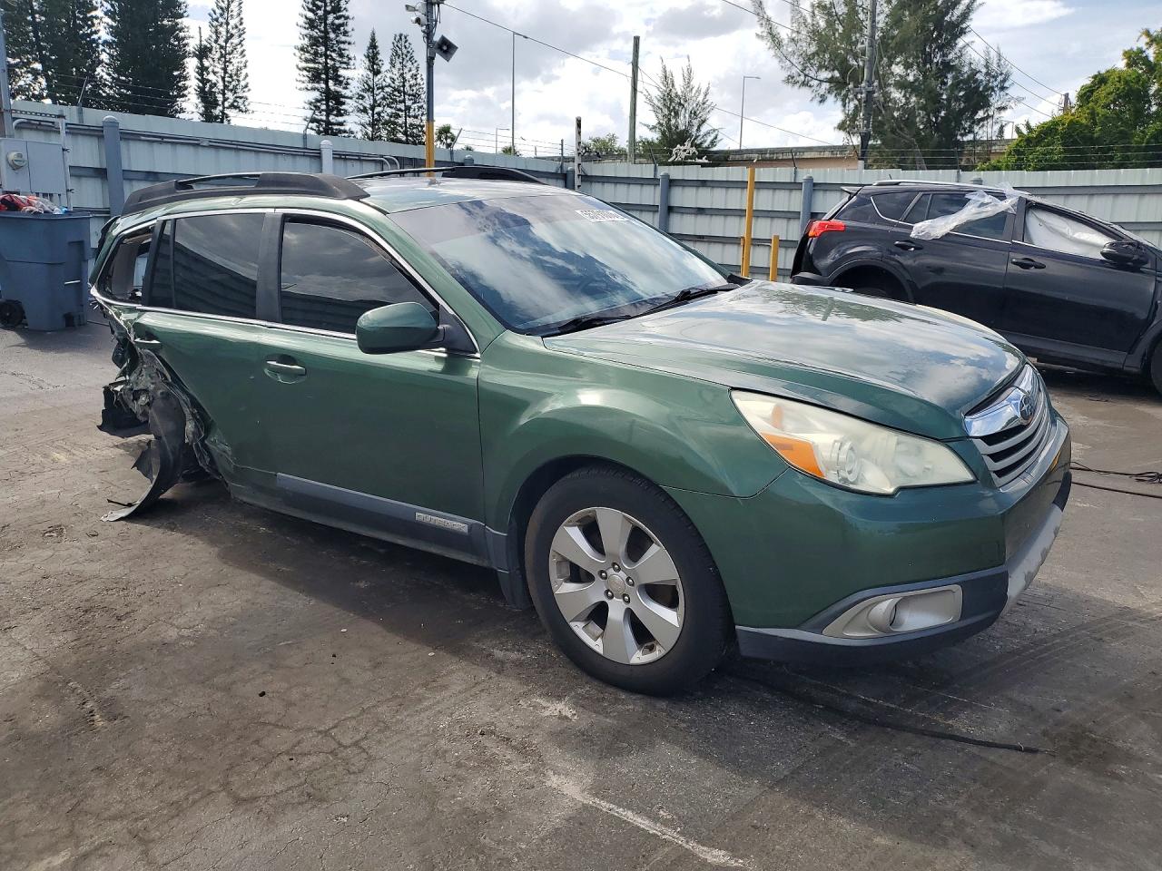 Subaru Outback 2.5i Limited