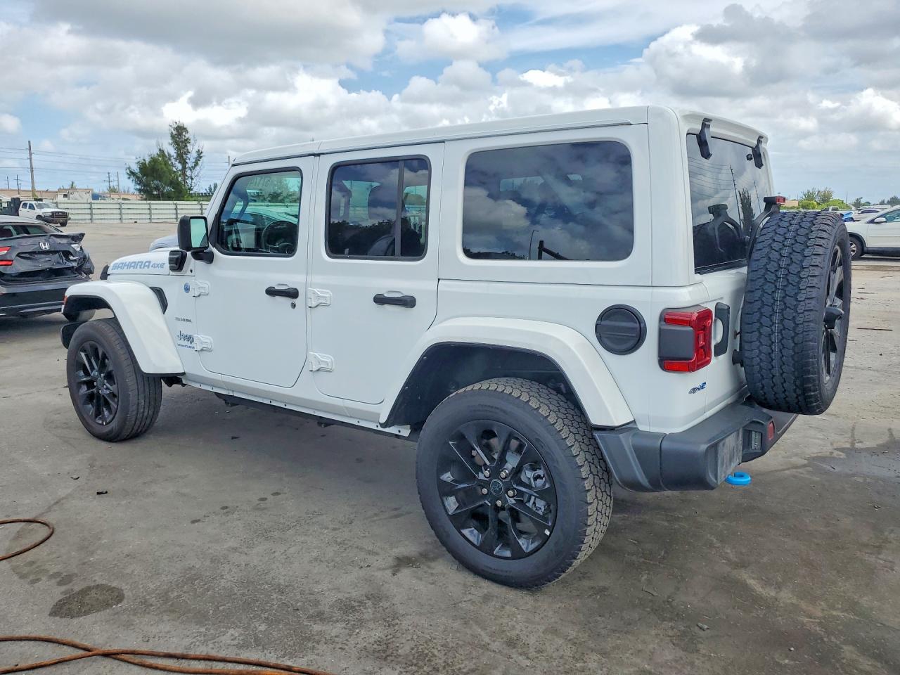 Jeep Wrangler Sahara 4xe