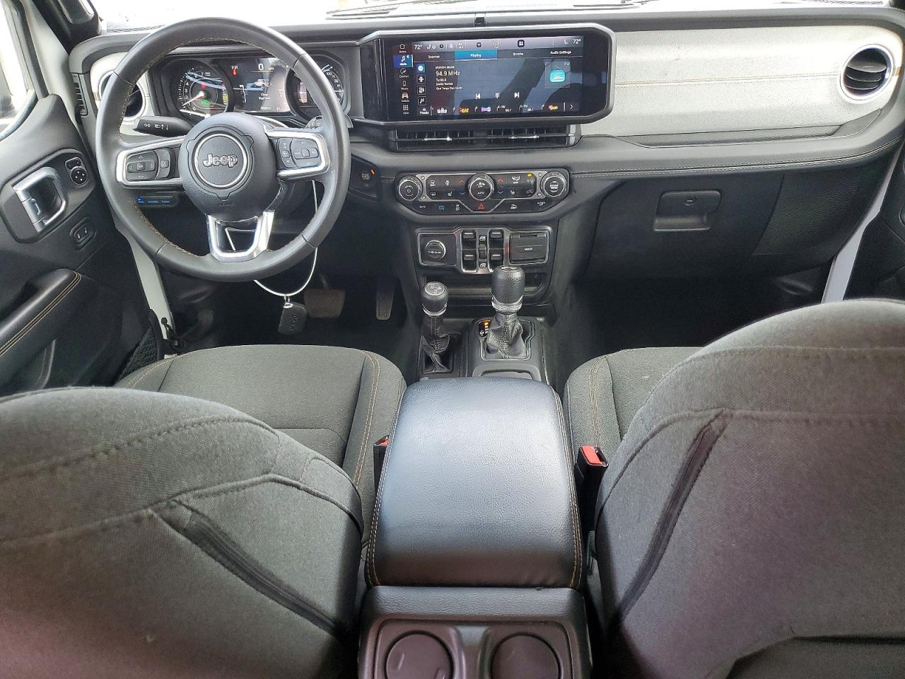 Jeep Wrangler Sahara 4xe